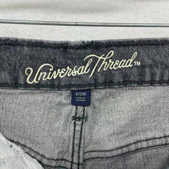 Universal Thread Jeans Womens 6/28R  Black Light Wash Straight Hi-Rise Buttonfly - Picture 10 of 12